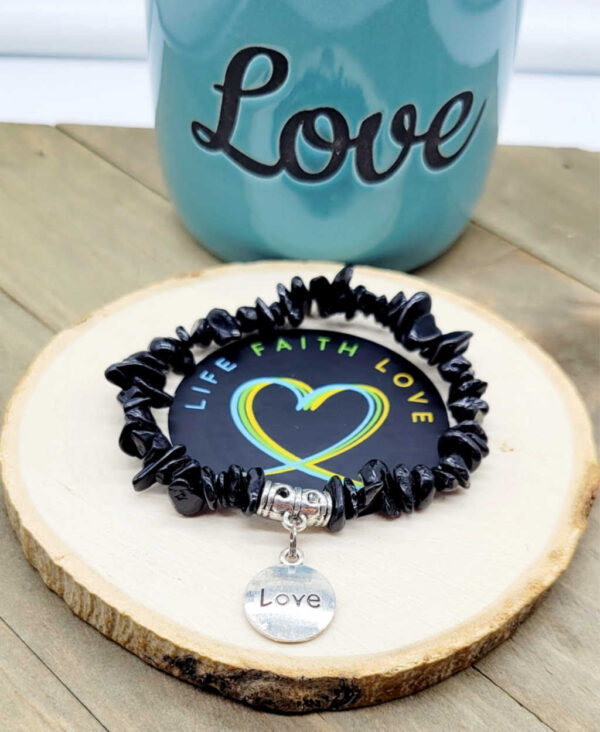 Black Onyx Chip Love Bracelet